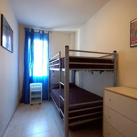 Lets Holidays Abraham Apartment *